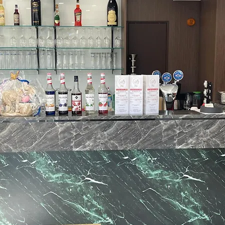 Wasserpalast - Breakfast For Free!!! 2* غراتس