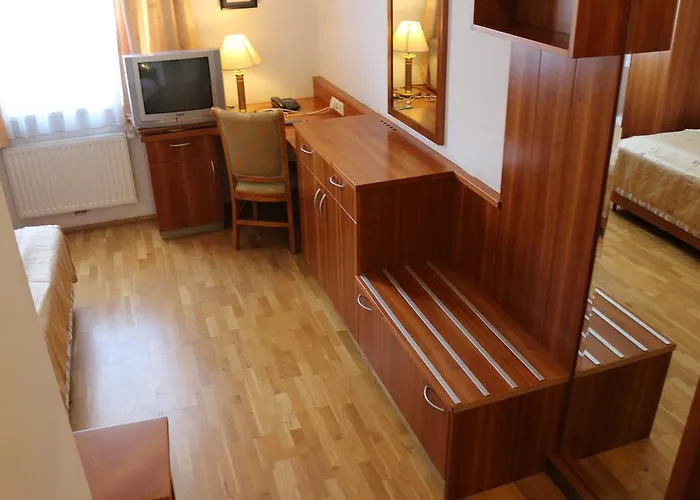 Wasserpalast - Breakfast For Free!!! غراتس