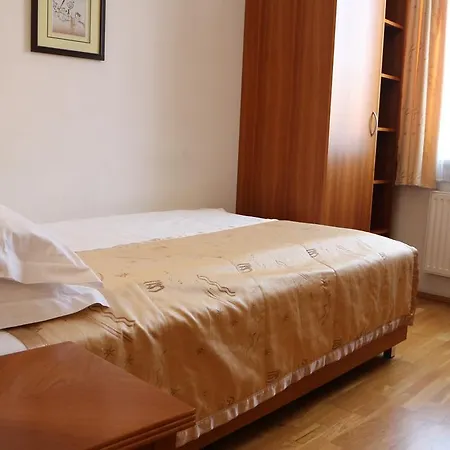 Wasserpalast - Breakfast For Free!!!